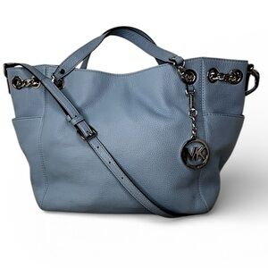 Michael Kors Jet Set Chain Medium Shoulder Tote Bag in a light blue, pale blue✨
